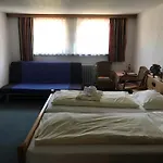 Anneliese 3* 힌델랑