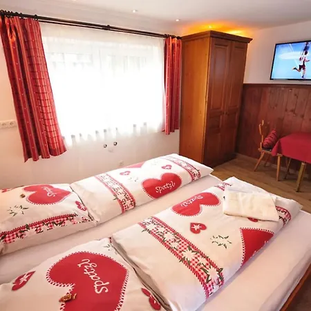 Anneliese Hotel