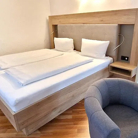 Anneliese Hotel 3*