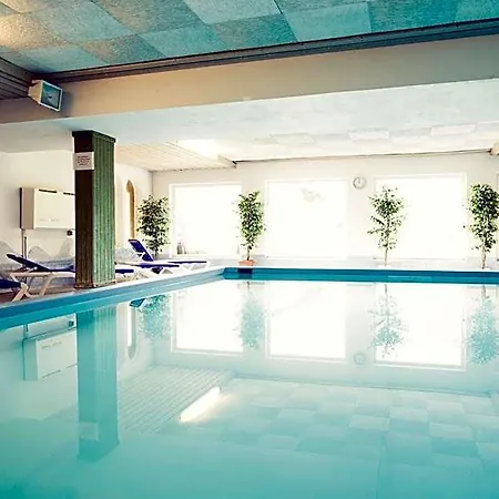 Anneliese Hotel