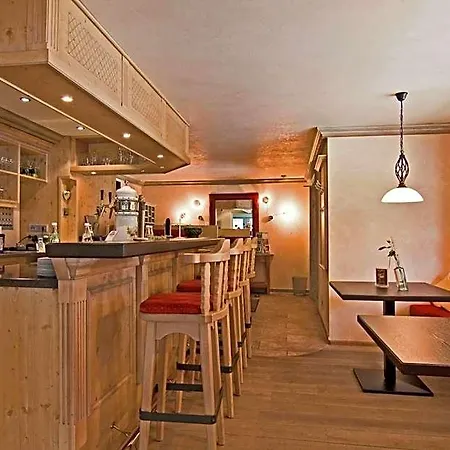 Anneliese Hotel 3*